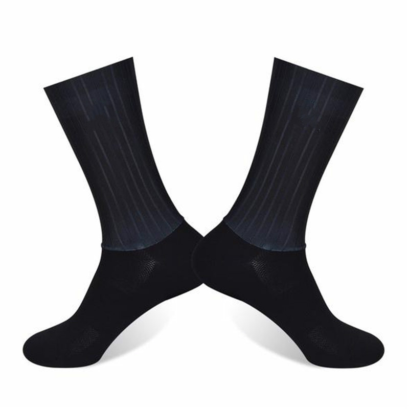 エアロサイクリング夏抗靴下 Whiteline スリップシリ - Sock Garter Men のレビューと価格