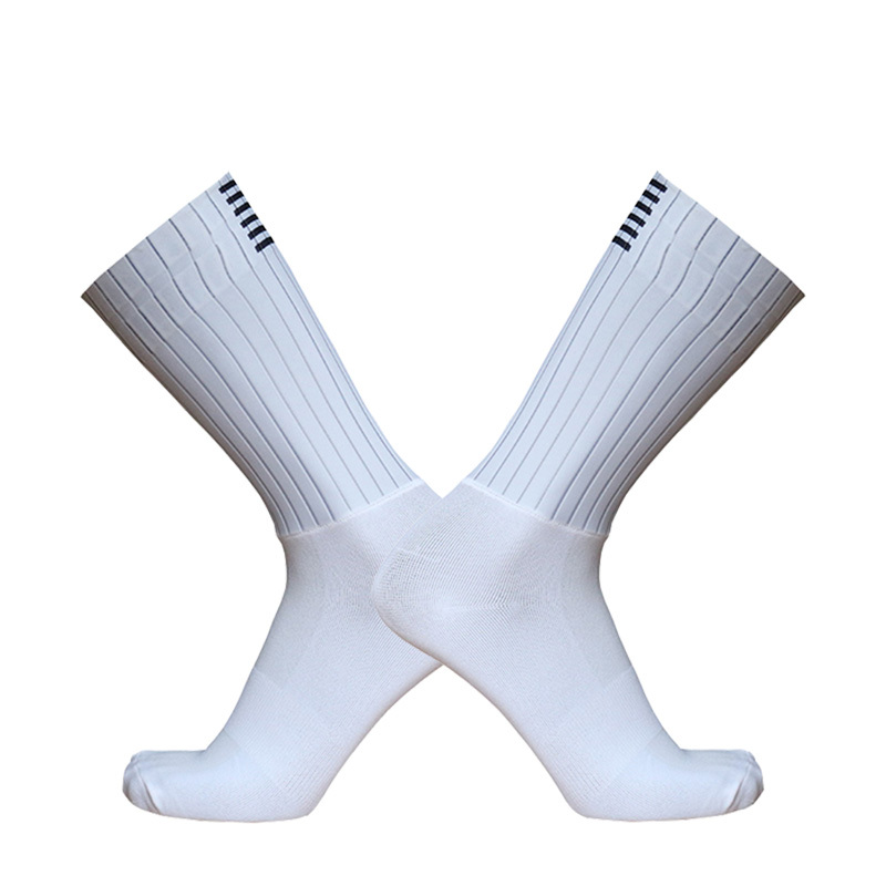 2026年新作：プロ仕様の滑り止め加工を施した、シームレスな - Sock Garter Men のレビューと価格