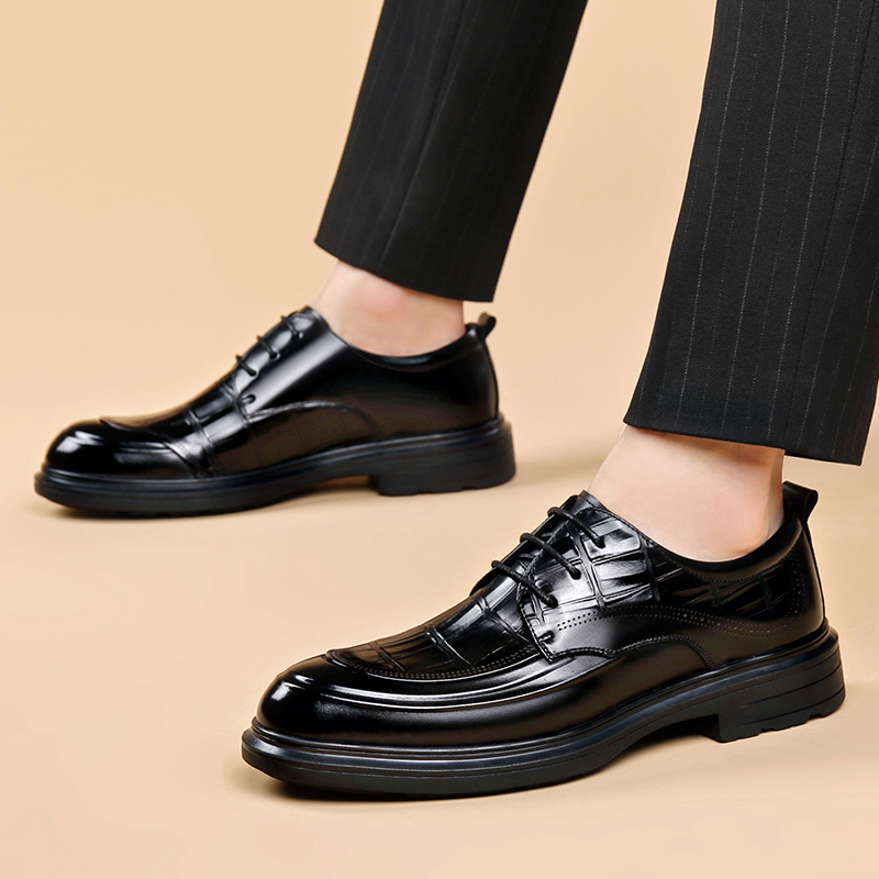 プレミアムメンズビジネスフォーマルレザーシューズ エレガント - Formal Men Daily Wear Footwear のレビューと価格
