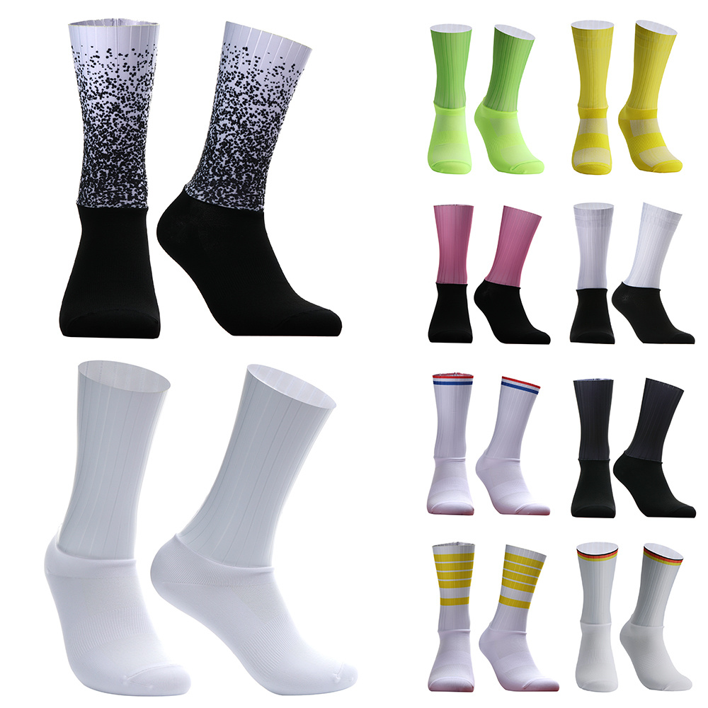 ホワイトライン-メンズシリコンサイクリングソックス,滑り止め - Sock Garter Men のレビューと価格